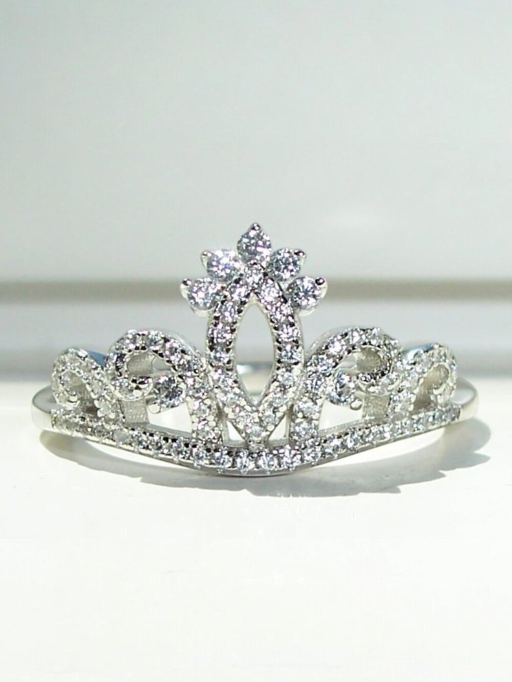 925 STERLING SILVER Princess Crown Cubic Zirconia Ring